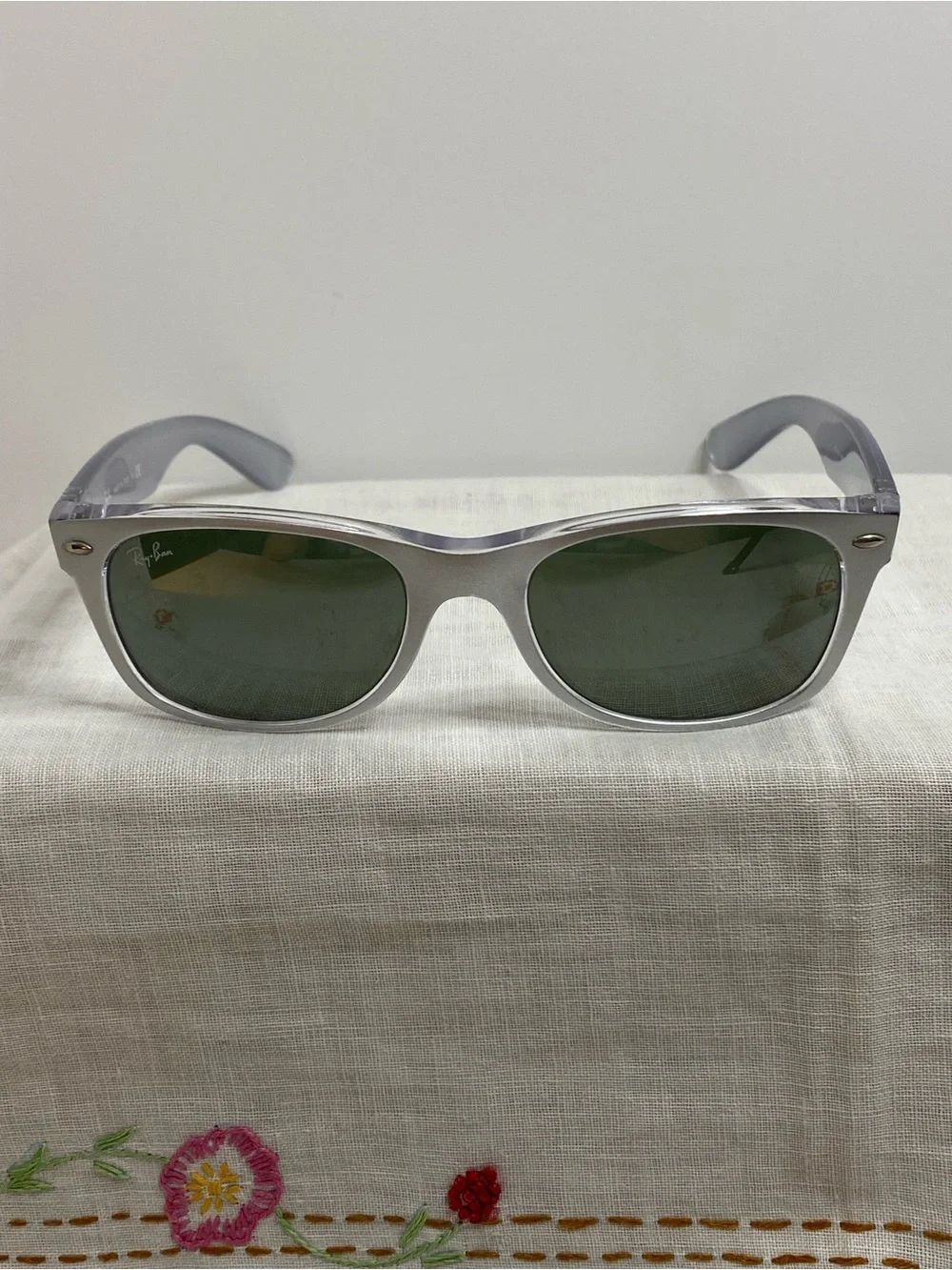 Ray-Ban New Wayfarer Sunglasses 6144/40 Silver Gray Made In Italy
